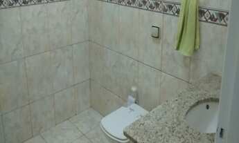 Imagem 2: 3 dormitórios, 1 suítes, 3 banheiro, 2 vagas na garagem, 120M² de Área Construída