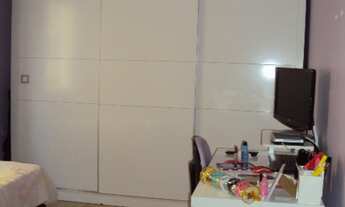 Imagem 5: 4 dormitórios, 1 suítes, 3 banheiro, 7 vagas na garagem, 220M² de Área Construída