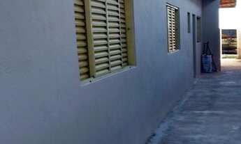 Imagem 2: 2 dormitórios, 1 banheiros, 2 vagas na garagem