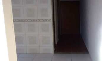 Imagem 7: 2 dormitórios, 1 banheiros, 2 vagas na garagem