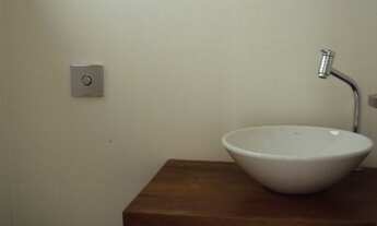 Imagem 3: 3 dormitórios, 3 suíte, 5 banheiro, 4 vagas na garagem