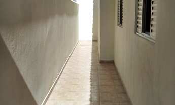 Imagem 2: 2 dormitórios, 1 suítes, 2 banheiro, 2 vagas na garagem, 85M² de Área Construída