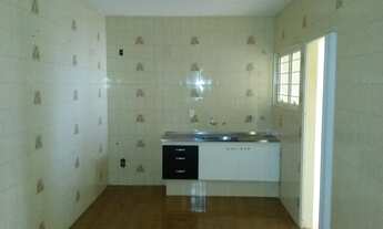 Imagem 7: 2 dormitórios, 1 banheiros, 2 vagas na garagem, 140M² de Área Construída