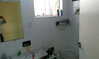 Imagem 2: 2 dormitórios, 1 banheiros, 2 vagas na garagem, 140M² de Área Construída