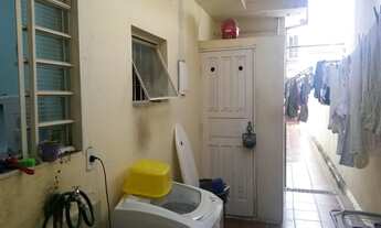 Imagem 6: 2 dormitórios, 1 banheiros, 2 vagas na garagem, 140M² de Área Construída