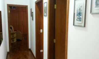 Imagem 5: 4 dormitórios, 2 suíte, 5 banheiro, 2 vagas na garagem, 180M² de Área Construída