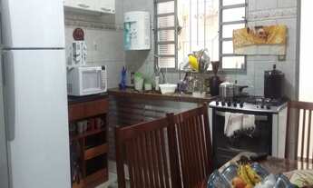 Imagem 6: 2 dormitórios, 2 banheiro, 3 vagas na garagem, 150M² de Área Construída