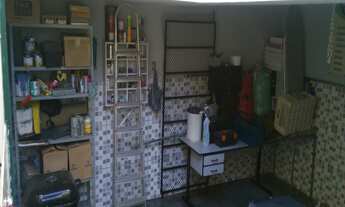 Imagem 2: 3 dormitórios, 1 suítes, 2 banheiro, 2 vagas na garagem, 100M² de Área Construída