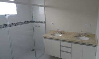 Imagem 5: 3 dormitórios, 3 suíte, 5 banheiro, 4 vagas na garagem, 233M² de Área Construída