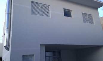 Imagem 7: 3 dormitórios, 3 suíte, 5 banheiro, 4 vagas na garagem, 214M² de Área Construída