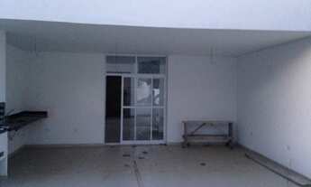 Imagem 7: 3 dormitórios, 3 suíte, 5 banheiro, 4 vagas na garagem, 214M² de Área Construída