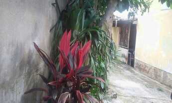 Imagem 2: 2 dormitórios, 1 banheiros, 2 vagas na garagem