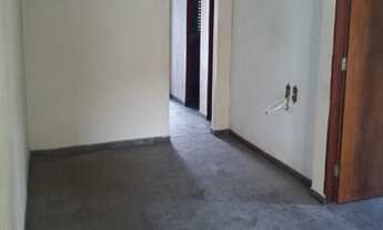 Imagem 2: 3 dormitórios, 2 banheiro, 1 vaga na garagem, 270M² de Área Construída