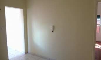 Imagem 3: 3 dormitórios, 1 suítes, 2 banheiro, 2 vagas na garagem, 167M² de Área Construída