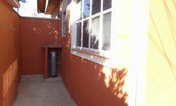 Imagem 7: 3 dormitórios, 1 suítes, 2 banheiro, 2 vagas na garagem, 167M² de Área Construída