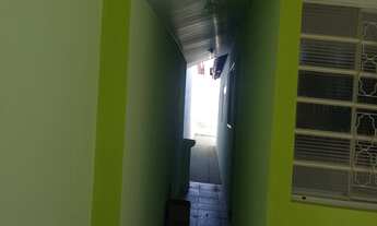 Imagem 4: 2 dormitórios, 1 banheiros, 2 vagas na garagem