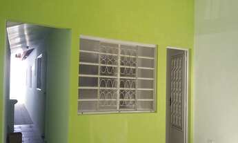 Imagem 3: 2 dormitórios, 1 banheiros, 2 vagas na garagem