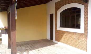 Imagem 2: 3 dormitórios, 3 banheiro, 4 vagas na garagem, 293M² de Área Construída