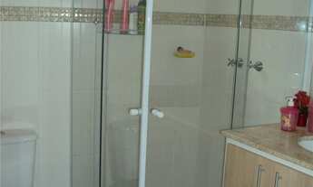 Imagem 7: 3 dormitórios, 1 suítes, 2 banheiro, 2 vagas na garagem, 144M² de Área Construída