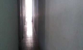 Imagem: 3 dormitórios, 1 banheiros, 2 vagas na