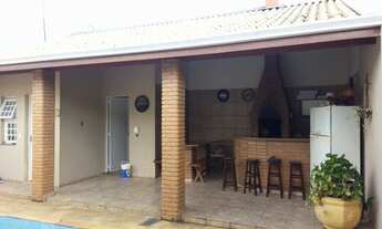 Imagem 7: 3 dormitórios, 1 suítes, 3 banheiro, 4 vagas na garagem, 268M² de Área Construída