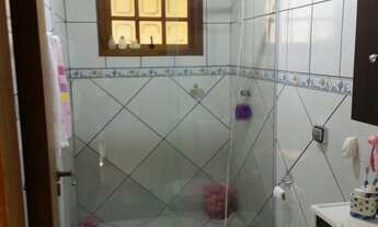 Imagem 5: 3 dormitórios, 1 suítes, 3 banheiro, 2 vagas na garagem, 215M² de Área Construída