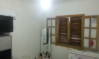 Imagem 7: 3 dormitórios, 1 suítes, 3 banheiro, 2 vagas na garagem, 200M² de Área Construída