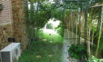 Imagem 5: 3 dormitórios, 3 suíte, 5 banheiro, 4 vagas na garagem, 540M² de Área Construída