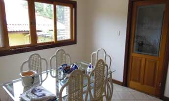 Imagem 7: 3 dormitórios, 3 suíte, 5 banheiro, 4 vagas na garagem, 540M² de Área Construída