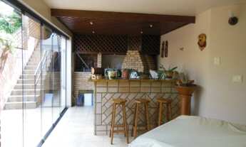 Imagem 3: 3 dormitórios, 3 suíte, 5 banheiro, 4 vagas na garagem, 540M² de Área Construída