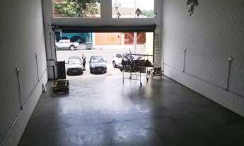 Imagem 6: 2 banheiro, 210M² de Área Construída