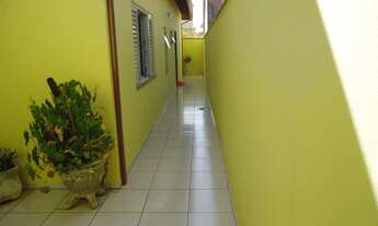 Imagem 3: 3 dormitórios, 1 suítes, 4 banheiro, 2 vagas na garagem, 229M² de Área Construída