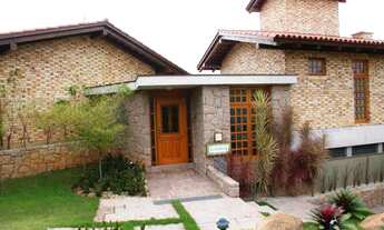 Imagem 3: 3 dormitórios, 2 suíte, 4 banheiro, 4 vagas na garagem, 600M² de Área Construída