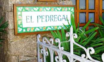 Imagem 5: 3 dormitórios, 2 suíte, 4 banheiro, 4 vagas na garagem, 600M² de Área Construída