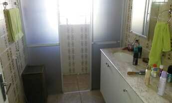 Imagem 3: 4 dormitórios, 2 banheiro, 6 vagas na garagem, 263M² de Área Construída