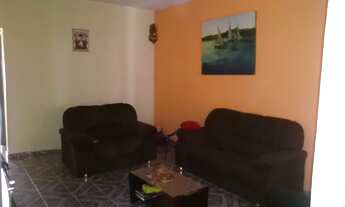 Imagem 2: 5 dormitórios, 1 suítes, 3 banheiro, 2 vagas na garagem, 207M² de Área Construída