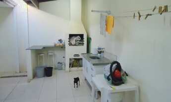 Imagem 6: 2 dormitórios, 1 suítes, 2 banheiro, 2 vagas na garagem, 130M² de Área Construída