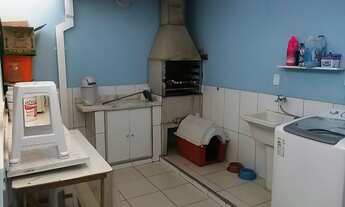 Imagem 4: 2 dormitórios, 1 banheiros, 2 vagas na garagem, 180M² de Área Construída