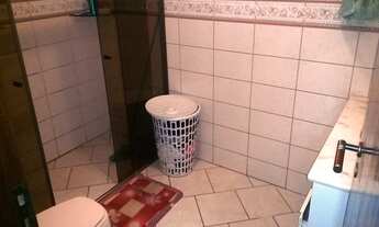 Imagem 5: 2 dormitórios, 1 banheiros, 2 vagas na garagem, 180M² de Área Construída