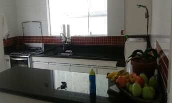 Imagem 5: 3 dormitórios, 1 suítes, 3 banheiro, 2 vagas na garagem, 192M² de Área Construída