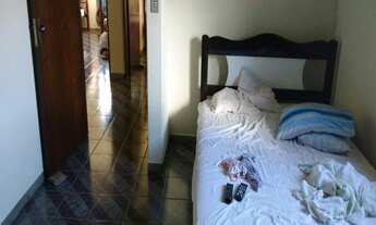 Imagem 7: 4 dormitórios, 2 suíte, 3 banheiro, 400M² de Área Construída