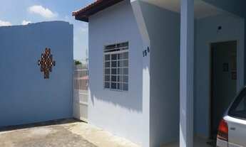 Imagem 2: 3 dormitórios, 1 suítes, 2 banheiro, 2 vagas na garagem, 107M² de Área Construída