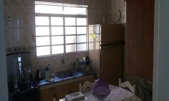 Imagem 5: 3 dormitórios, 1 suítes, 2 banheiro, 2 vagas na garagem, 107M² de Área Construída