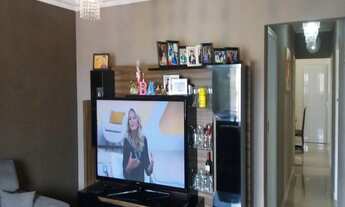 Imagem: 3 dormitórios, 1 suítes, 2 banheiro, 5