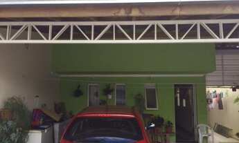 Imagem 3: 3 dormitórios, 1 suítes, 3 banheiro, 5 vagas na garagem