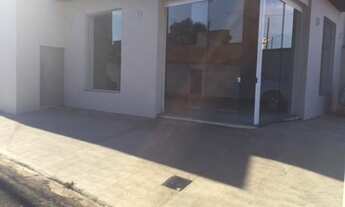 Imagem 2: 2 banheiro, 6 vagas na garagem, 108M² de Área Construída