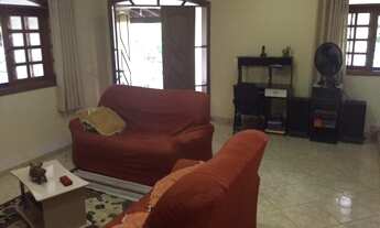 Imagem 7: 3 dormitórios, 1 suítes, 3 banheiro, 8 vagas na garagem, 600M² de Área Construída