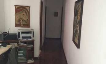 Imagem 7: 3 dormitórios, 1 suítes, 2 banheiro, 2 vagas na garagem, 300M² de Área Construída