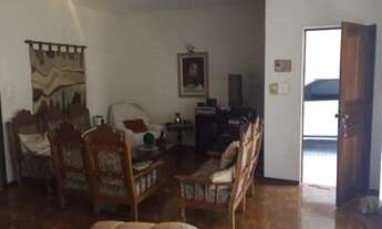 Imagem 4: 3 dormitórios, 1 suítes, 2 banheiro, 2 vagas na garagem, 300M² de Área Construída