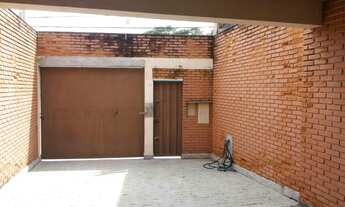 Imagem 3: 3 dormitórios, 1 suítes, 2 banheiro, 2 vagas na garagem, 200M² de Área Construída